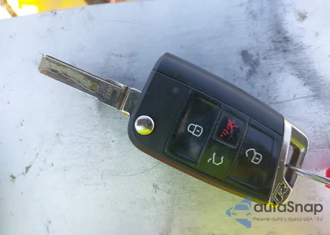 2016 Volkswagen Golf R 4-Door из США, поврежденный, VIN WVWUF7AU5GW340102